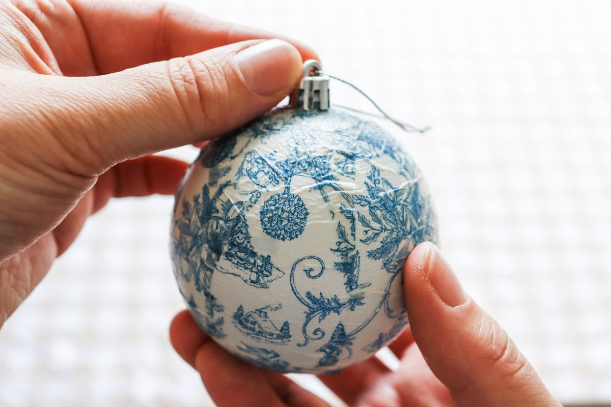 The bauble hanger is replaced